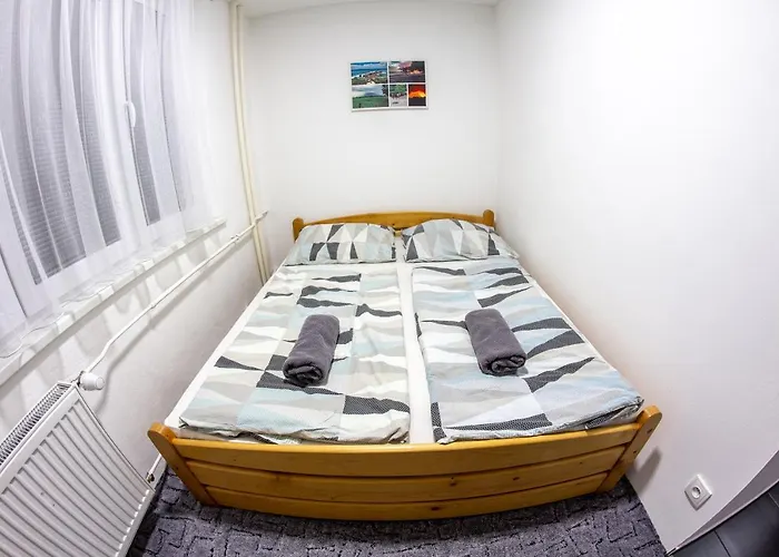 Modern Apartment *